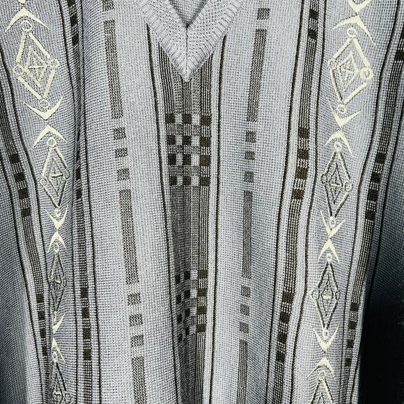 Vintage 90s K Crown Made in Japan V Neck Dad Sweater Line Knit Embroidered - M - Picture 5 of 5